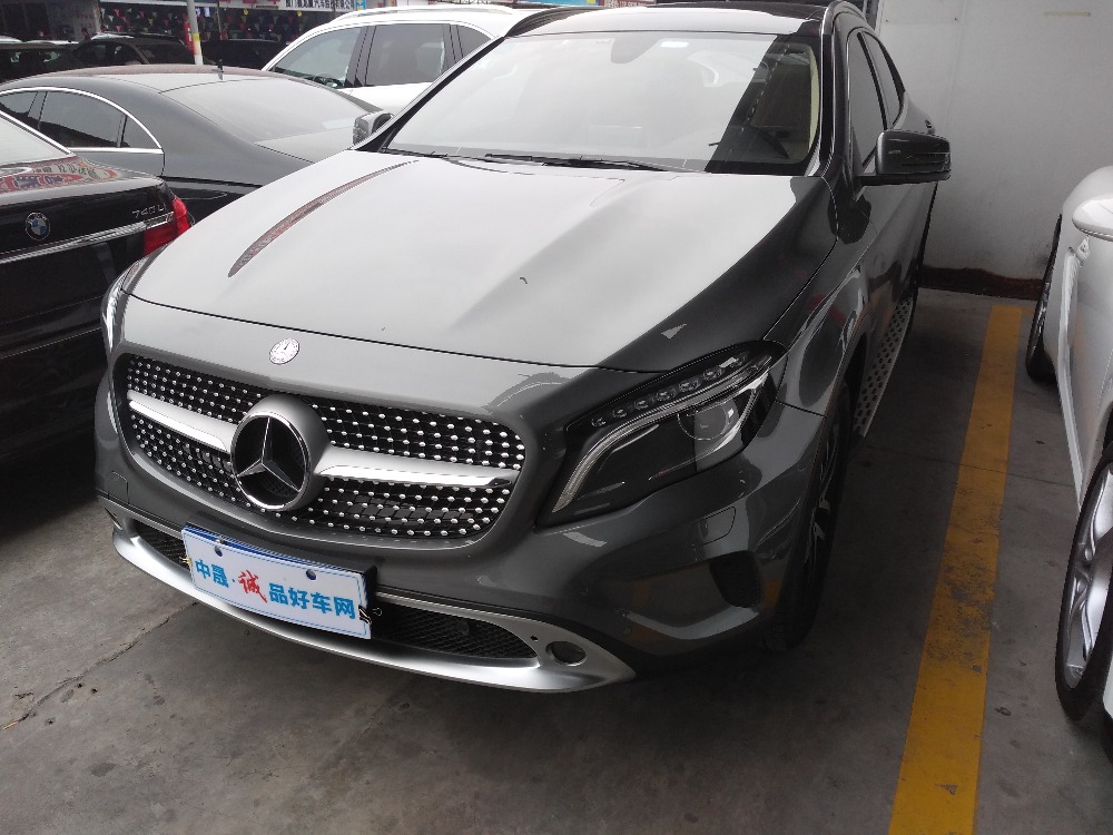 2016款 奔驰GLA级 GLA220 4MATIC 时尚型