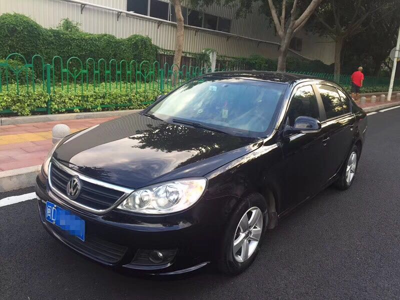 2011款大众朗逸，自动1.6品悠版，代步车首选，经济省油，支持分期付款