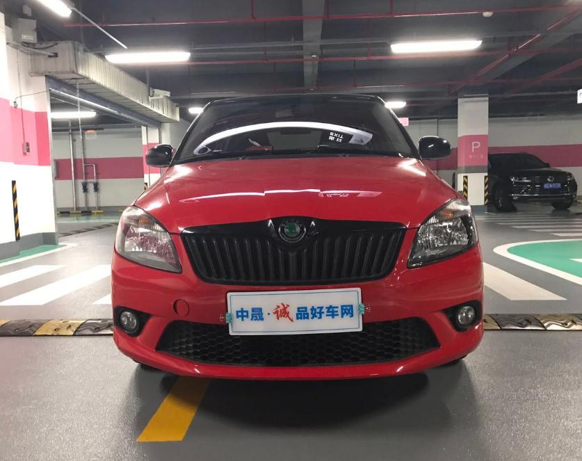 斯柯达晶锐2012款 1.6L 自动酷黑版