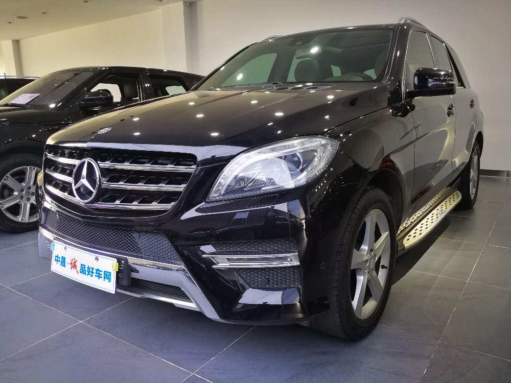 2014款 奔驰M级(进口) ML400 4MATIC 豪华型