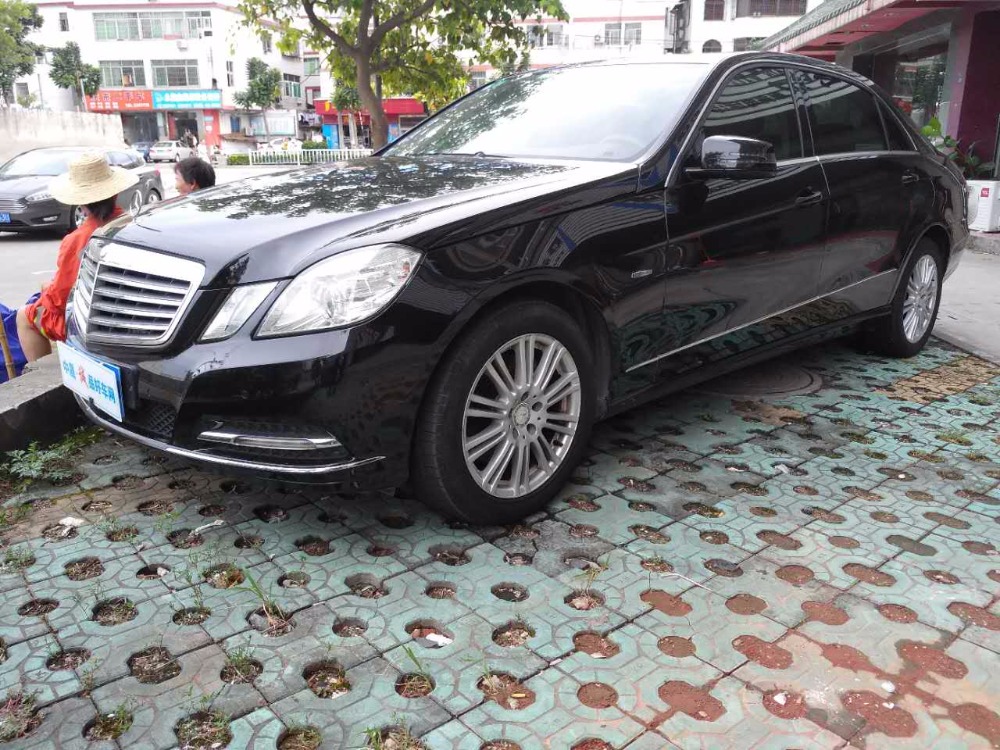 2012款 奔驰E级 E200L CGI 优雅型