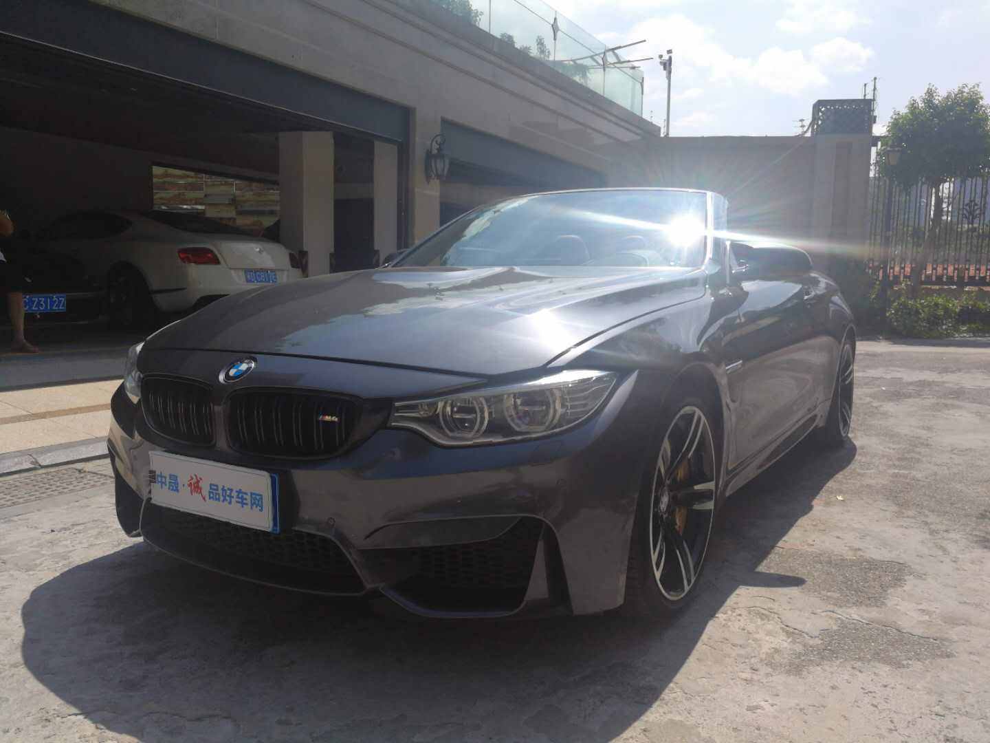 2014款 宝马M4 敞篷轿跑车