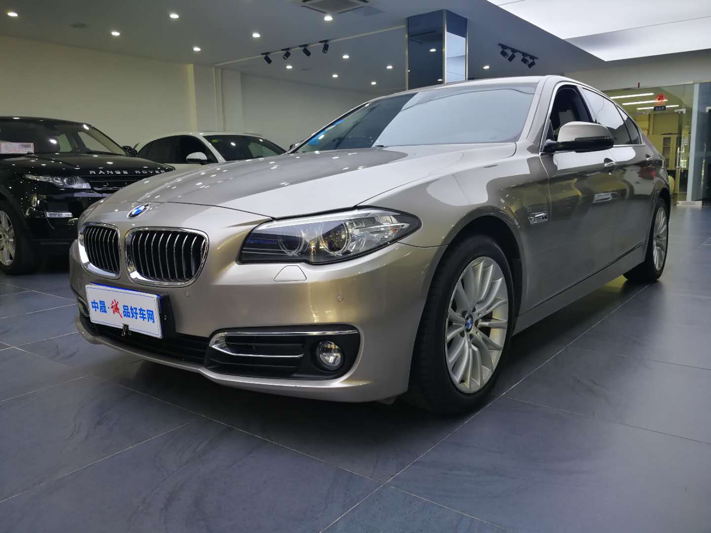 2014款 宝马5系 525Li 豪华设计套装