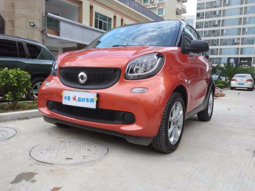 Smart Forfour 2016款 Forfour 1.0L 激情版