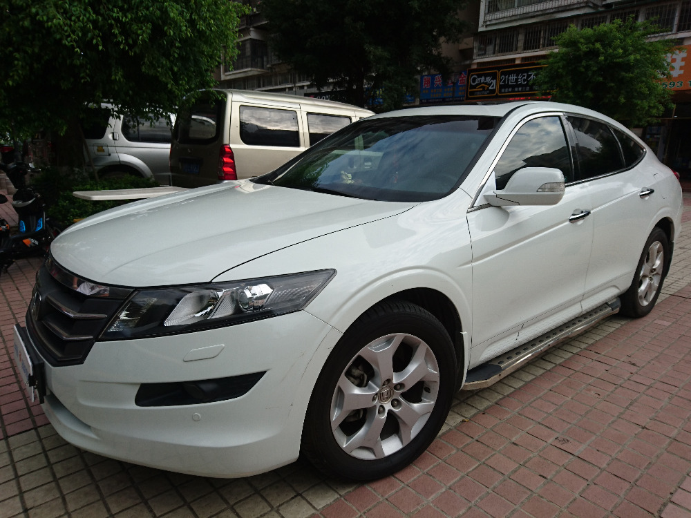2012款 歌诗图 2.4L 自动 豪华版