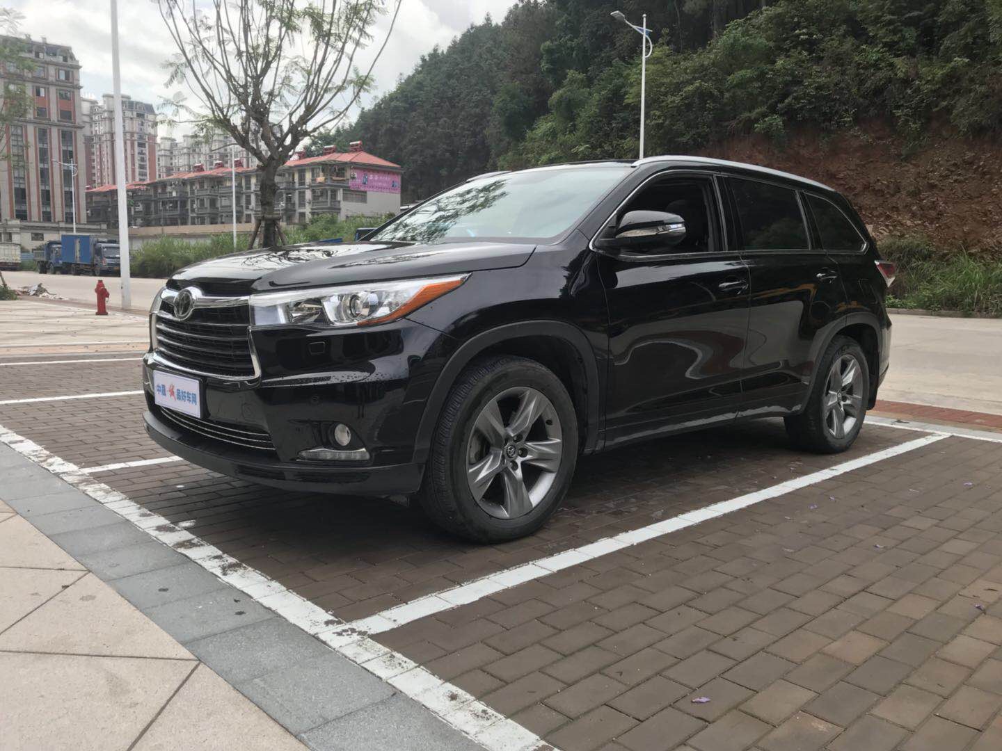 2015款 汉兰达 2.0T 四驱至尊版 7座