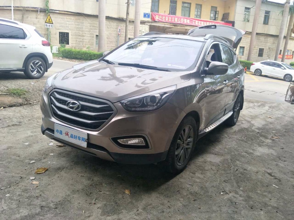 2013款 北京现代ix35 2.0L GLS 自动 两驱 智能型 国IV