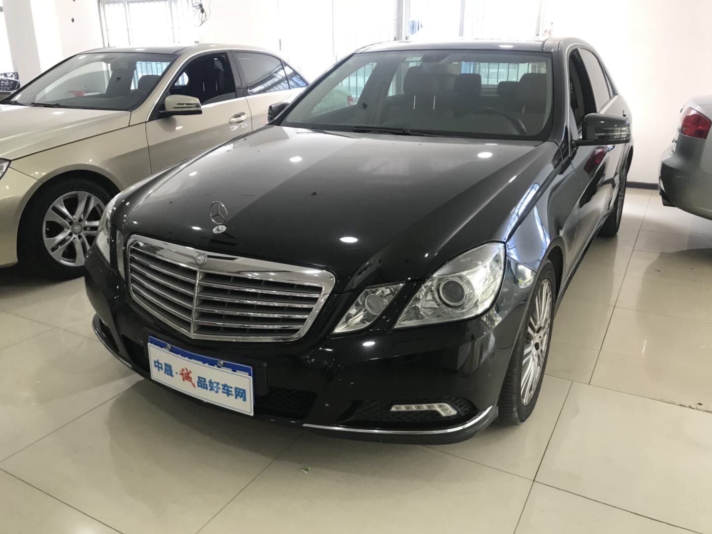 2009款 奔驰E级(进口) E300 优雅型